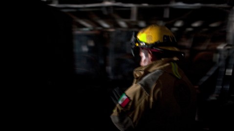 Los cuerpos de emergencia llegaron a la escuela.