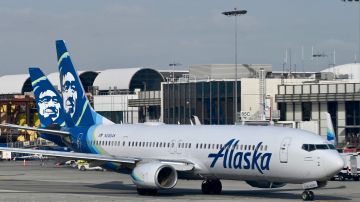 El incidente se registró en un vuelo de Alaska Airlines.