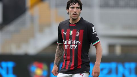 Sandro Tonali, exjugador del Milán de Italia.