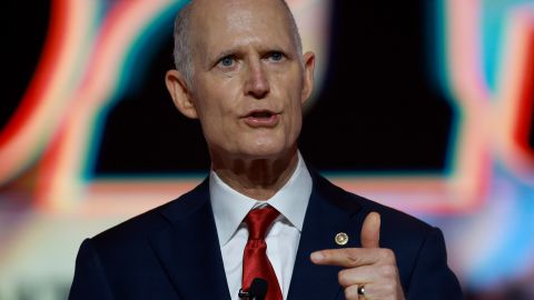 Rick Scott afirmó que "cada dólar" financia el terrorismo contra Israel