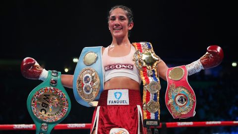 Amanda Serrano superó a Ramos en la primera pelea femenil de la historia a 12 rounds de 3 minutos