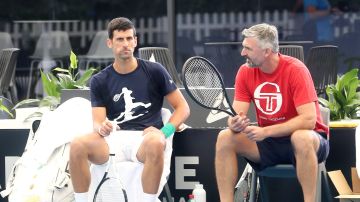 Novak Djokovic y su entrenador Goran Ivanisevic.