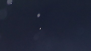 Julián Quiñones durante un encuentro ante Chivas en el torneo Apertura 2023 de la Liga MX.