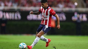 El jugador de Chivas confía en volver a jugar con la selección mexicana.