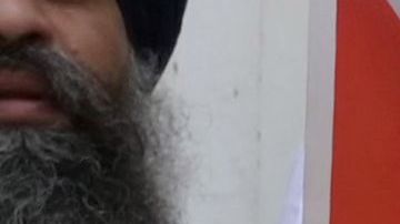 Activistas de la organización Dal Khalsa Sikh, un grupo pro-Khalistan, organizan una manifestación exigiendo justicia para el separatista sij Hardeep Singh Nijjar, asesinado en junio de 2023 cerca de Vancouver.