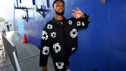 Damar Hamlin durante su llegada al Highmark Stadium, dónde hace de local Buffalo Bills.