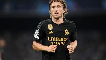 Luka Modric durante un encuentro ante Napoli por la Champions League.