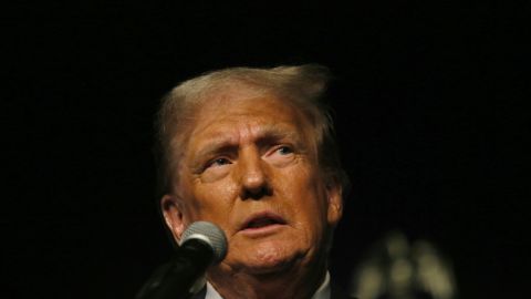 El empleado dijo que el director financiero de Trump le ordenó emplear tasas de capitalización bajas, resultando en una valoración más alta.