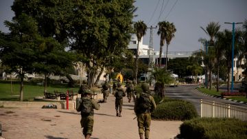 Dejaron EE.UU. para ir a luchar con "cuchillos y gas pimienta" a Israel contra milicianos de Hamás