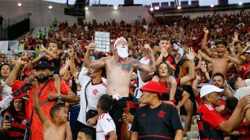Hinchas de Flamengo lamentaron la muerte de uno de los suyos.