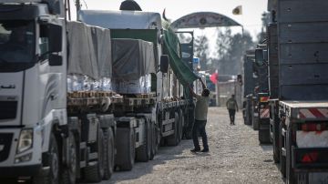 Israel ha permitido la entrada de 144 camiones con la asistencia humanitaria, como agua, alimentos y medicinas.