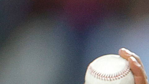 Lanzador Bryan Abreu fue multado y suspendido por pelotazo intencional contra Adolis García