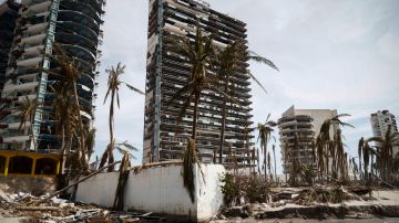 Destrucción en Acapulco tras el paso del huracán Otis.