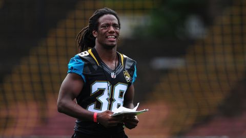 Sergio Brown durante una actividad junto a su equipo Jacksonville Jaguars en 2015.