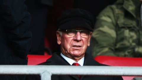 Sir Bobby Charlton en un partido entre el Southampton y el Manchester United en 2014.