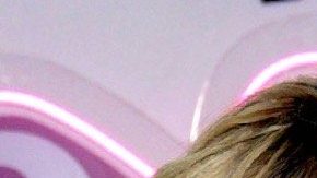 En la imagen aparecen Wendy Guevara junto a Nicola Porcella.