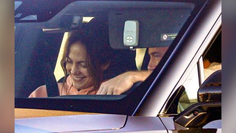 Jennifer López se cansó de los paparazzi.