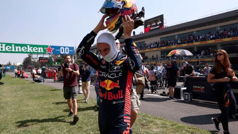 El mexicano Sergio Pérez de Red Bull Racing en el GP de México.