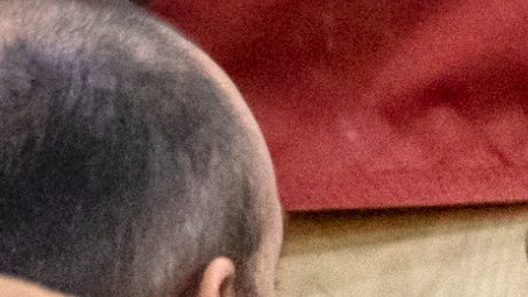 Ana Araujo despidiéndose de Pablo Lyle.