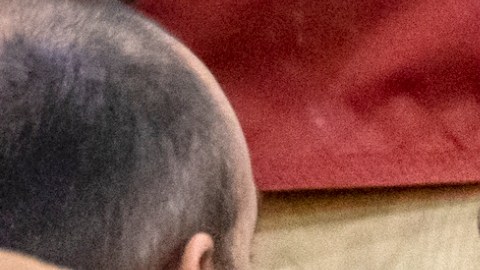 Ana Araujo despidiéndose de Pablo Lyle.