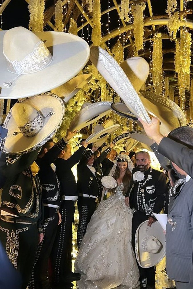 La fortuna de Vicente Fernández Jr. sufriría modificaciones tras su matrimonio.