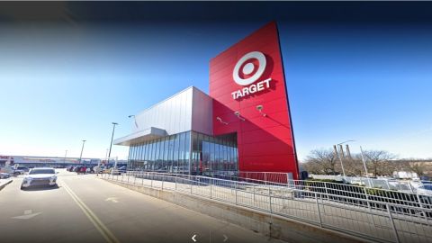 Tienda Target, Throggs Neck Shopping Center, El Bronx, NYC.