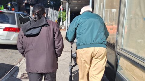La Gran Manzana dispone de la red de apoyo a los adultos mayores más grande del país.