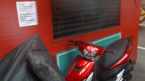 Motos estacionadas en Midtown NYC.