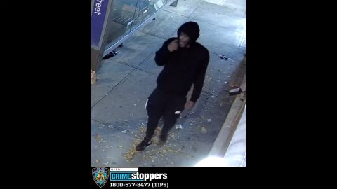 Sospechoso ataque a mujer en calle de Manhattan