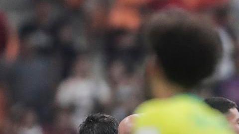 La selección de Argentina celebra luego de vencer a Brasil en el Mundial sub-17.