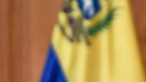 “Una pesadilla”: otro estadounidense detenido en Venezuela por el régimen tras alivio de sanciones