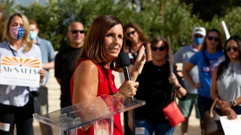 McSally ya había denunciado en 2018 y 2019 que había sido víctima de abuso sexual.