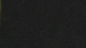 Jenna Ortega caminando por la alfombra roja de Scream 6.