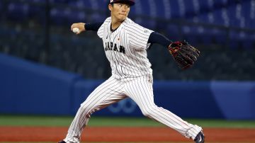 Apartando a Shohei Ohtani, Yoshinobu Yamamoto es el agente libre más cotizado durante la temporada muerta de Grandes Ligas.