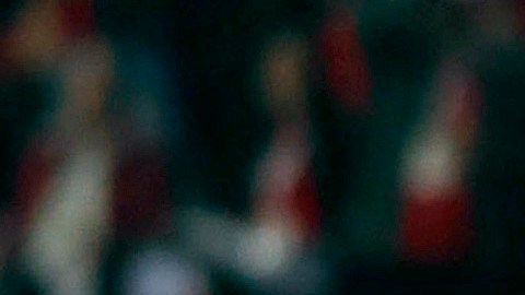 Tremendo susto: Aficionados de Sierra Leona intentan agredir a Mohamed Salah en pleno juego [Video]