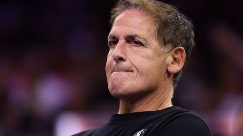 Mark Cuban vende por $3,500 millones de dólares porcentaje de Dallas Mavericks, según reportes