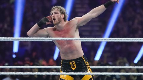 Logan Paul campeón de la WWE: Noqueó con la ayuda de una manopla a Rey Mysterio [Video]