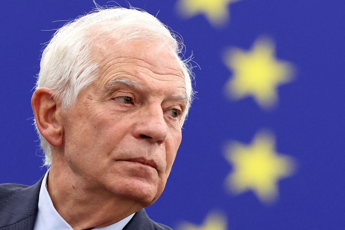El Alto Representante de la Unión Europea para Asuntos Exteriores y Política de Seguridad, Josep Borrell, habla durante un debate sobre los ataques de Hamás contra Israel. (Foto de FREDERICK FLORIN/AFP vía Getty Images)