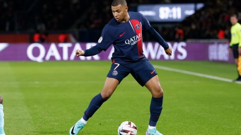 Kylian Mbappé durante un encuentro ante Montpellier por la Ligue 1.