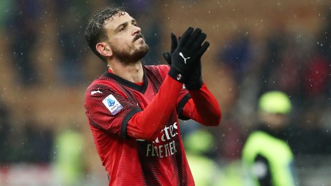 Alessandro Florenzi durante un encuentro ante Udinese por Serie A.