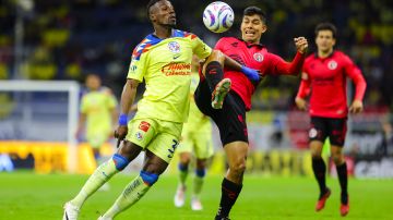 El delantero colombiano tendrá la posibilidad de defender los colores de la selección mexicana.