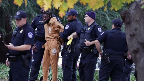 U.S. Capitol Police Arrest Man With Gun Near The Capitol Building