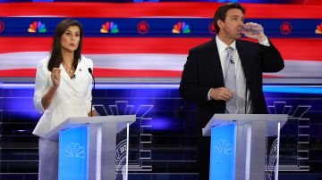 Haley y DeSantis durante el tercer debate republicano, en Miami.