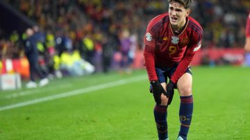 Alarmas en Barcelona: Gavi sufre "importante lesión" en la rodilla y creen que podría ser de ligamentos