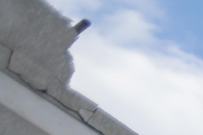 Según el Ministerio de Salud de la Franja de Gaza gobernada por Hamás, entre 15,000 y 20,000 personas se refugiaron en instalaciones hospitalarias. La OMS, una vez más en contacto con el hospital Al-Shifa de Gaza, considera "la situación desastrosa y peligrosa". (Foto de Ahmad Hasaballah/Getty Images)