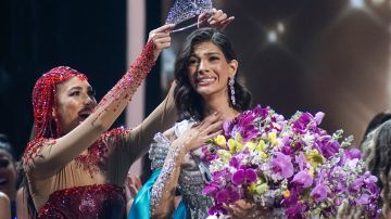 Sheynnis Palacios llorando al ser elegida ganadora de Miss Universo 2023.