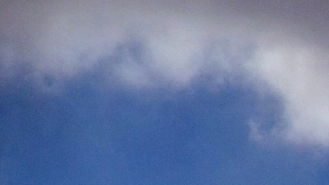 Misiles lanzados en el cielo ucarniano.