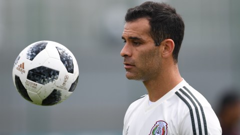 Rafael Márquez, entrenador mexicano.
