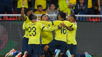 Ecuador se saca la espina del 'caso Byron Castillo' y derrota a Chile para seguir soñando con el Mundial