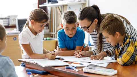 Niños escuela